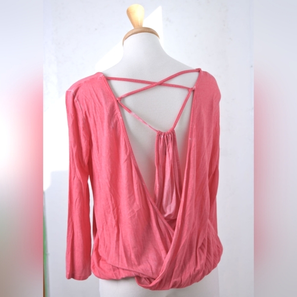 Jessica Simpson | Pink acid wash open cross back cropped sleeve shirt - Picture 3 of 13